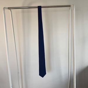 Perry Ellis portfolio tie